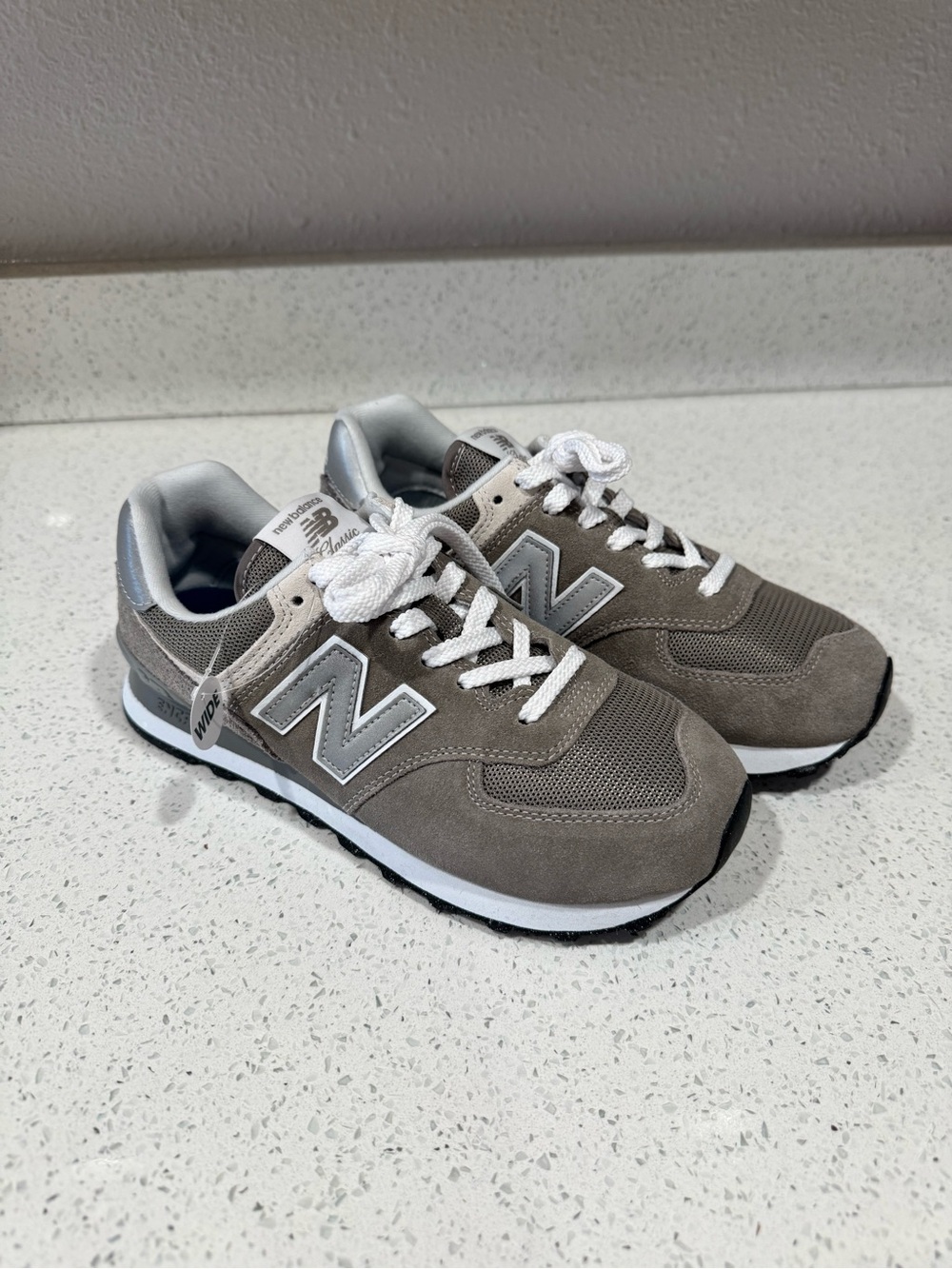 NEW BALANCE WOMEN'S 574 CORE SHOES | 8 WIDE